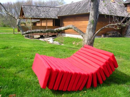 segmented-chair