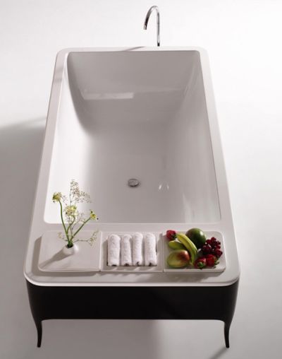 aqhayon-bathtub-by-jamie-hayon-1