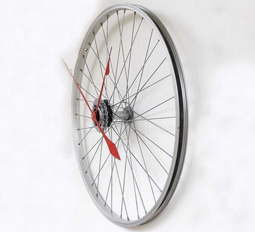 recycled-bike-wheel-clock_02
