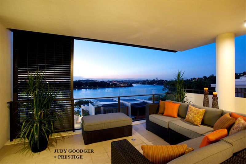 Apartment in Wynnum Road, Norman Park Apartment in Wynnum Road, Norman Park