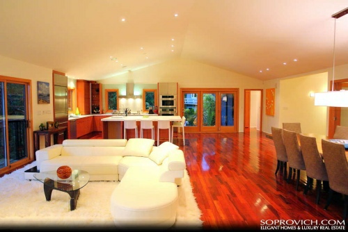Contemporary Home in Harbour6