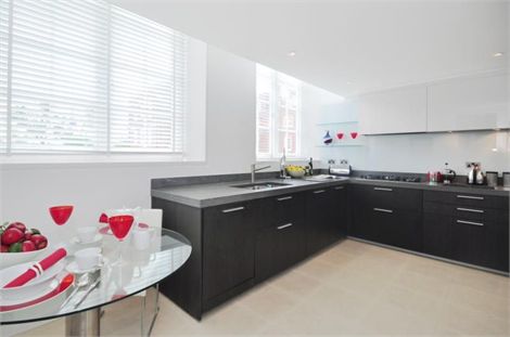 House in Academy Gardens, Duchess of Bedfords Walk7
