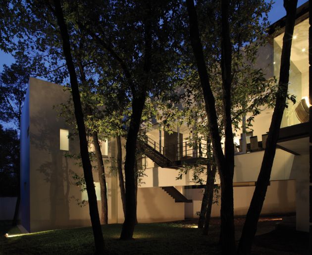 The Torres House by GLR Arquitectos8 The Torres House by GLR Arquitectos8