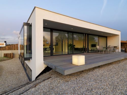 House S by Grosfeld van der velde Architechten