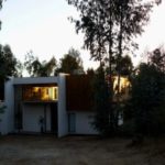 Simple and Elegant Compact House by Sergio Araneda