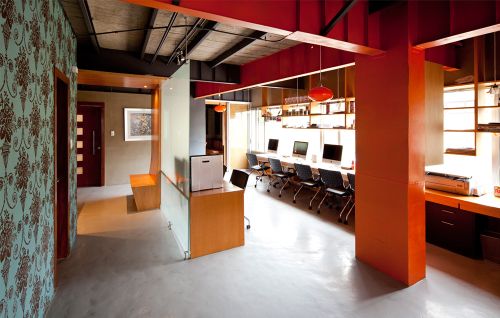 The RI Offices in Ecuador and Despite Design