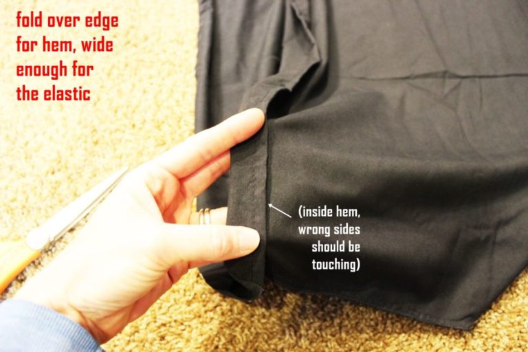 How to Sew a Fitted Sheet out of a Flat Sheet