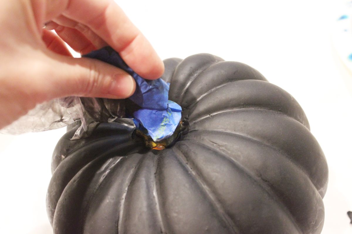 DIY Confetti Pumpkin for a Festive Halloween