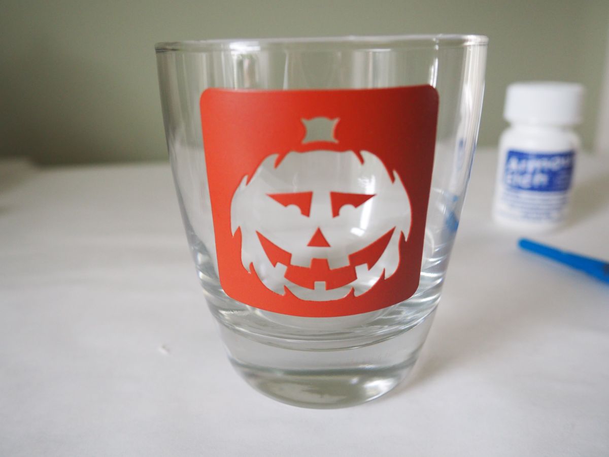 Easy Jack O'Lantern Cocktail Glass DIY for Halloween