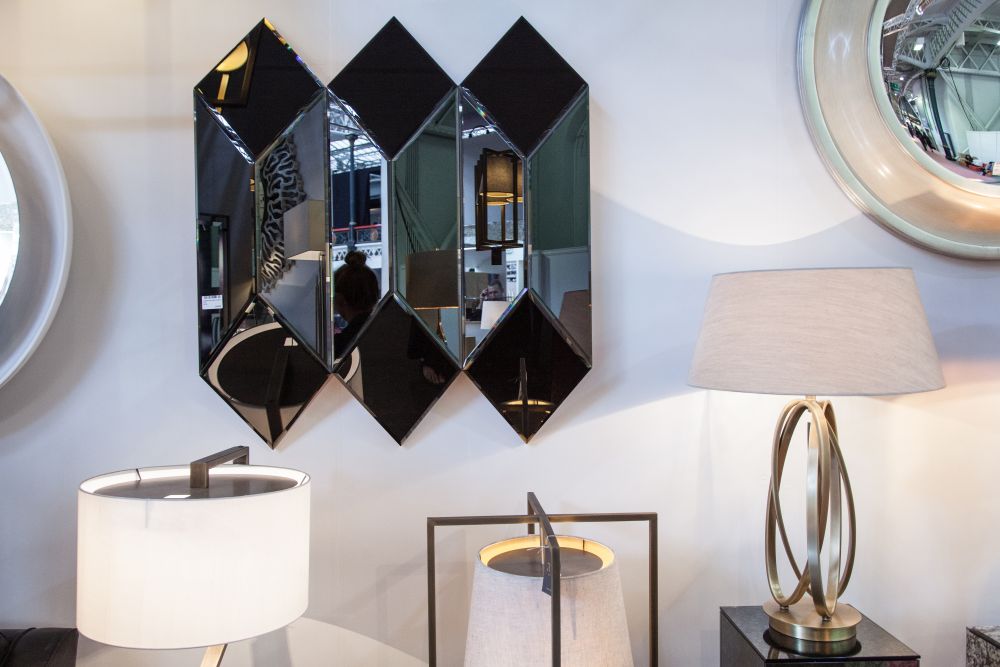 Geometric mirror decoration ideas -hanging wall
