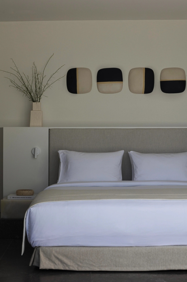 Canaves Hotel Oia – Kapsimalis Architects bedroom design