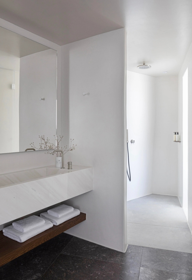 Canaves Hotel Oia – Kapsimalis Architects pool view