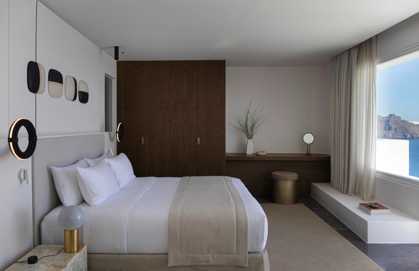 Canaves Hotel Oia – Kapsimalis Architects pool view