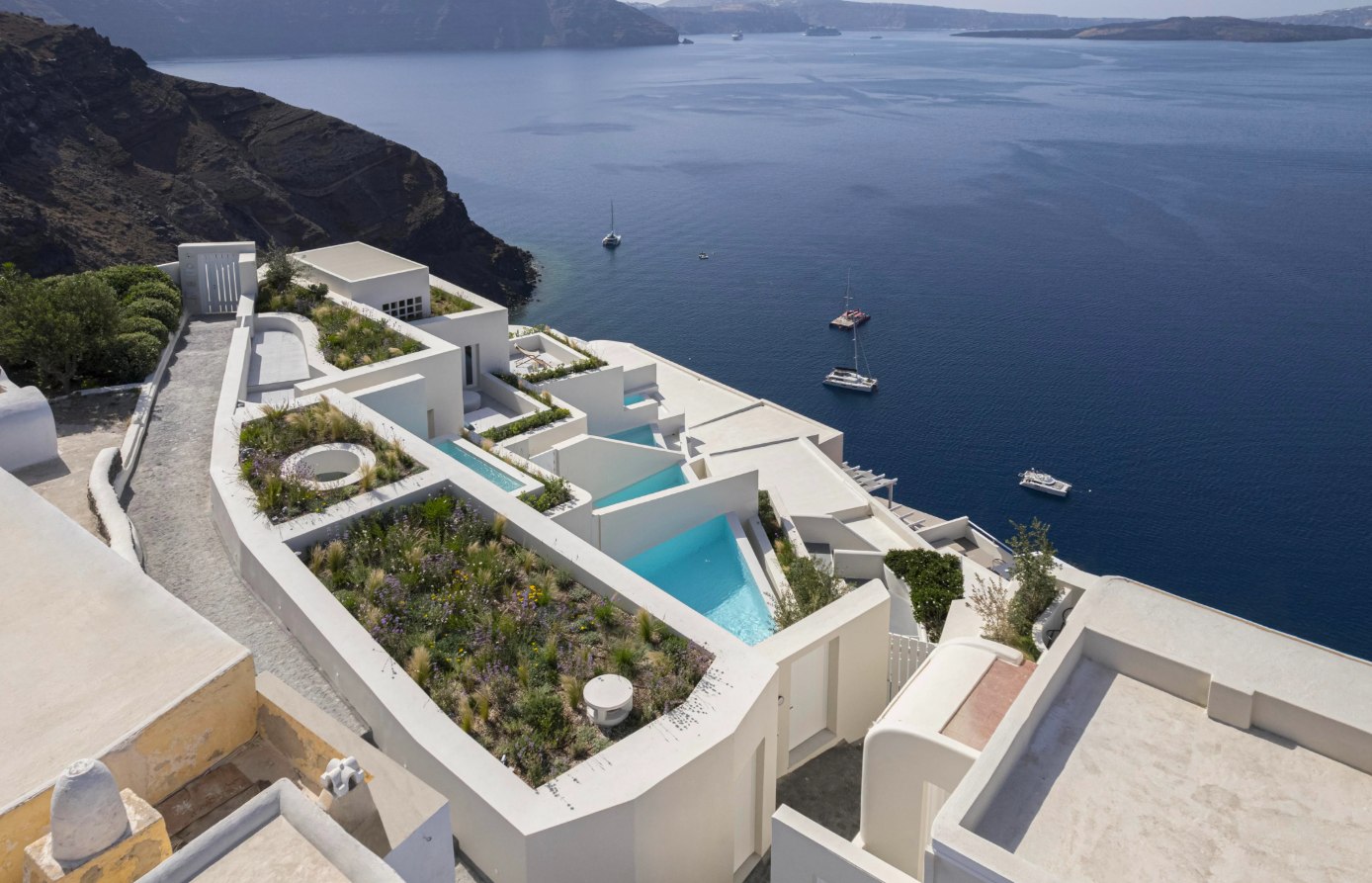 Canaves Hotel Oia – Kapsimalis Architects pool view